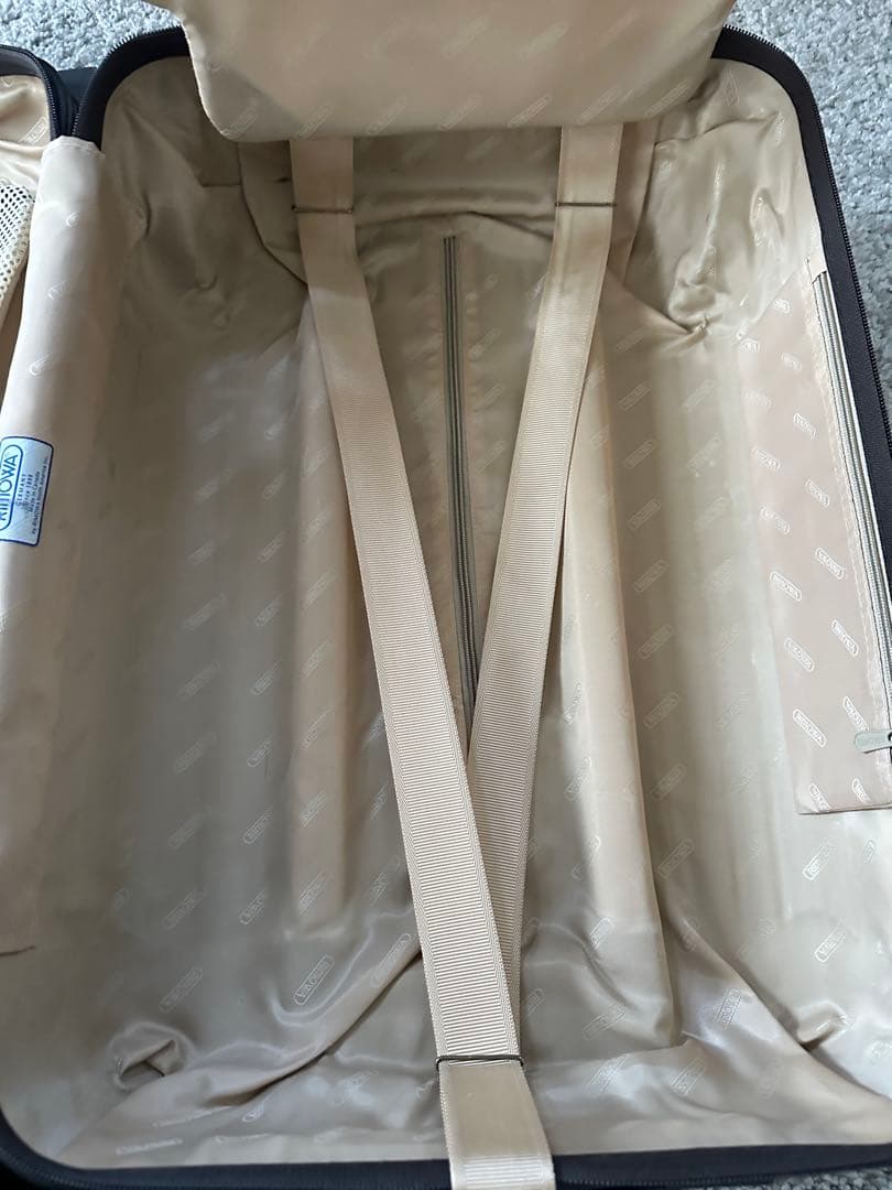 こつみさん専用　リモワ 35L サルサデラックス 2輪 機内サイズ