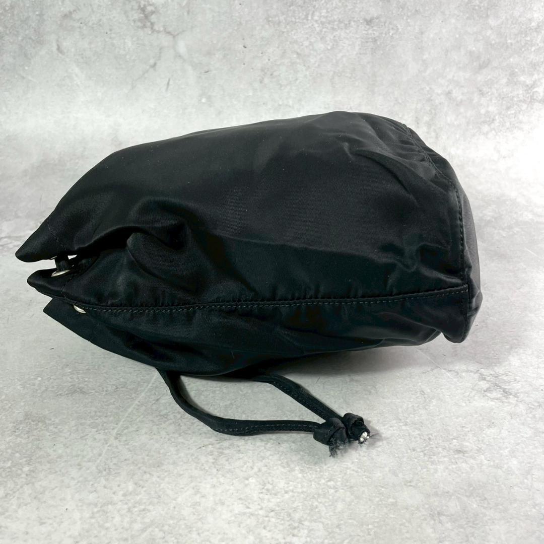 美品✨プラダ VELA 巾着 ミニポーチ バッグ ナイロン 三角ロゴ ネロ