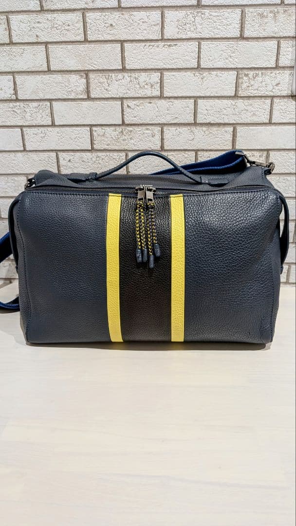 FURLAフルラ　ICAROイカロ　ショルダー／メッセンジャーバッグ