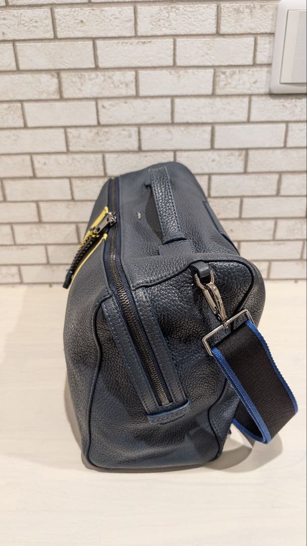 FURLAフルラ　ICAROイカロ　ショルダー／メッセンジャーバッグ