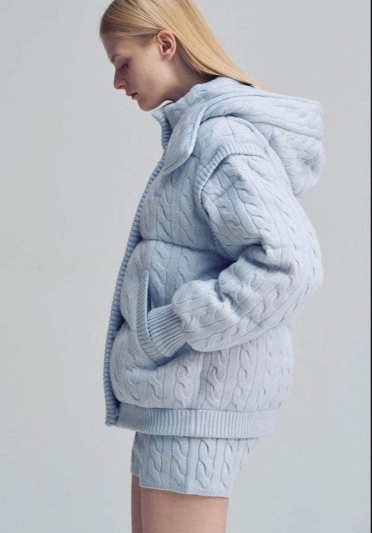 Shard Knit Down thetoe lightblueダウンジャケット