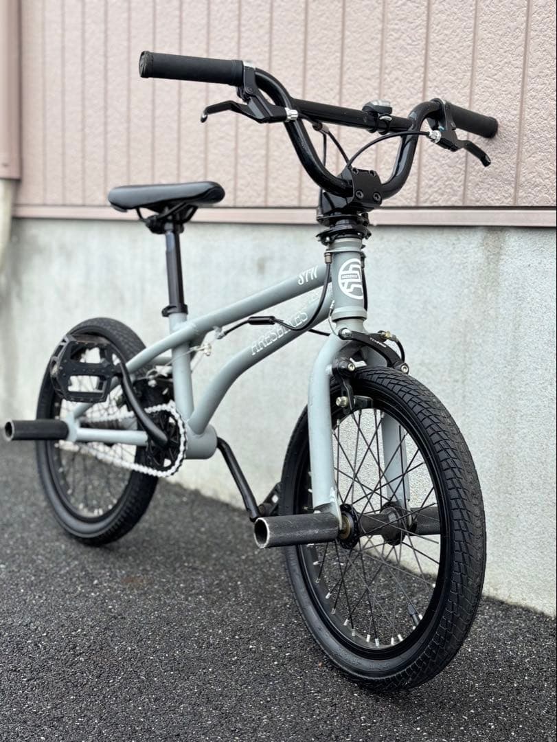 ARES BIKES BMX 子供用　(アーレスバイクス)