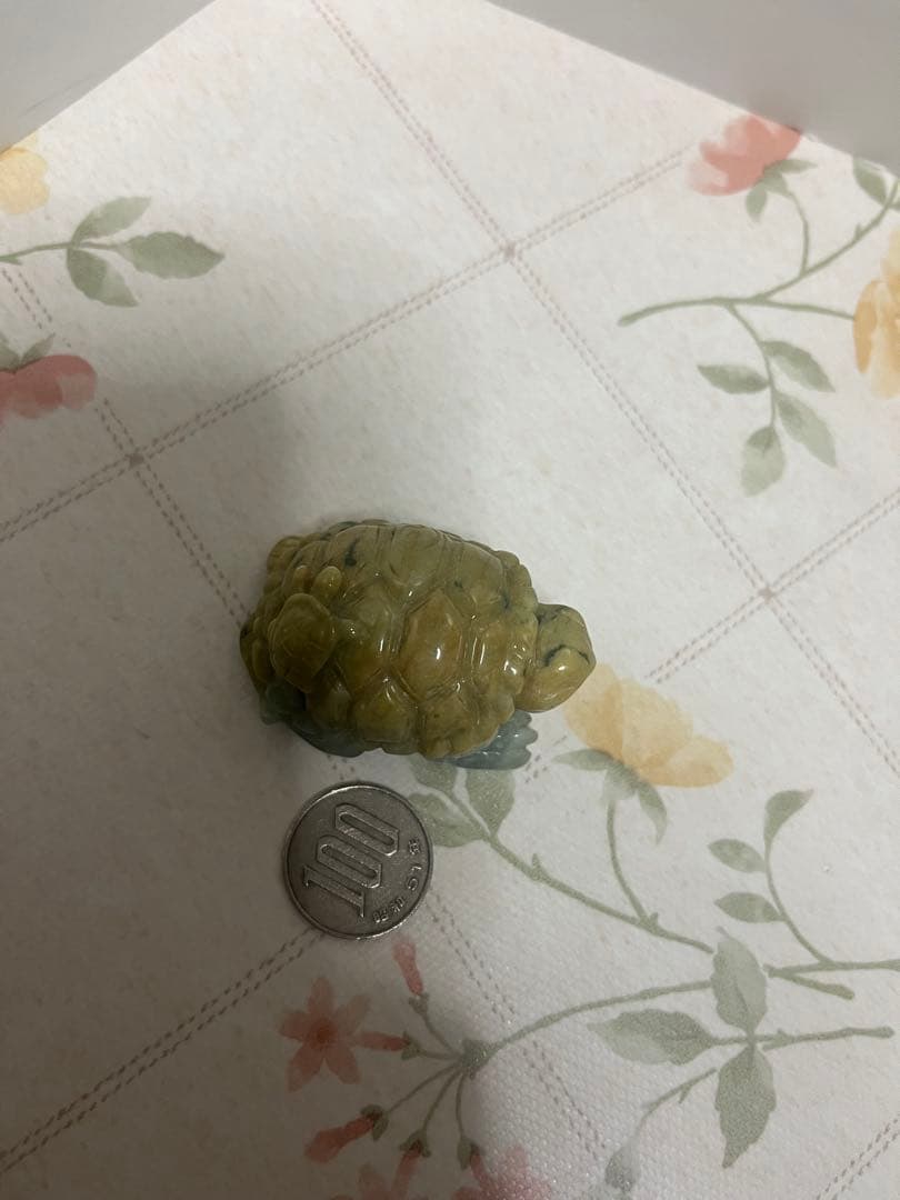 亀の置物 （翡翠）