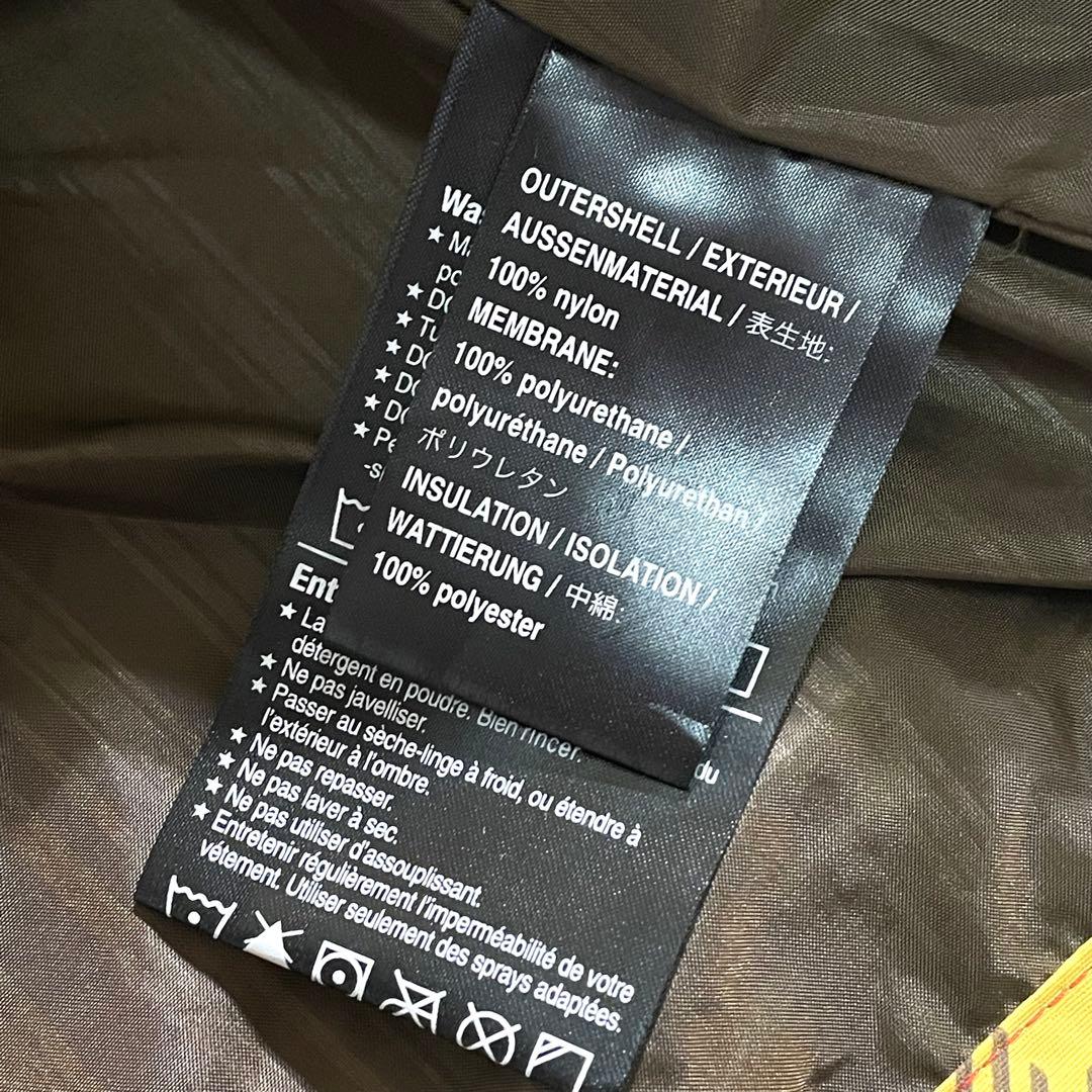 ＢＵＲＴＯＮ　スノーボードウェア　ジャケット　チェック柄　中綿入り　Ｌ　バートン