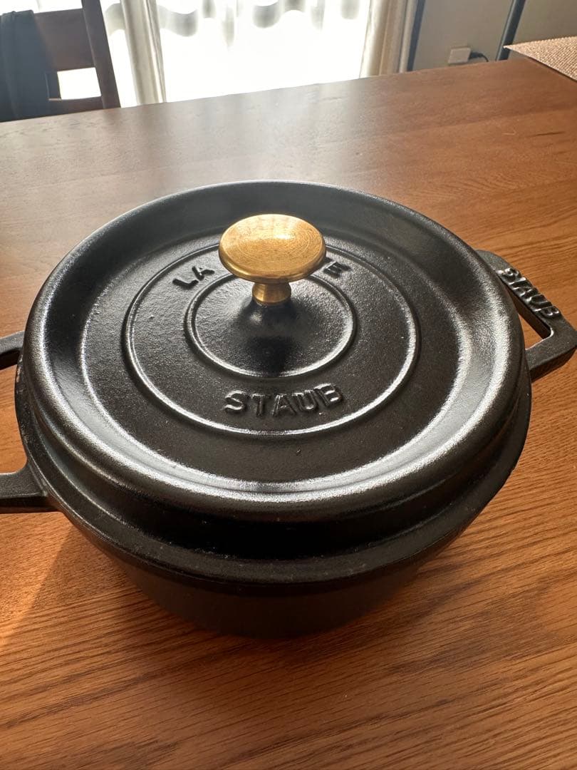 STAUB 鋳鉄製 20cm ブラック