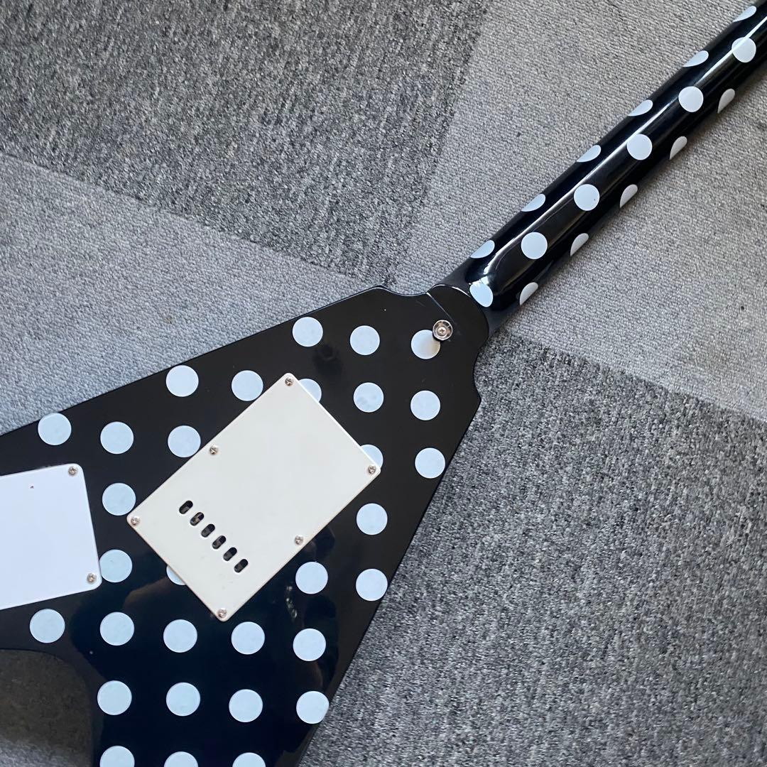 ノーブランド フライングV ポルカドットギター ランディローズ
