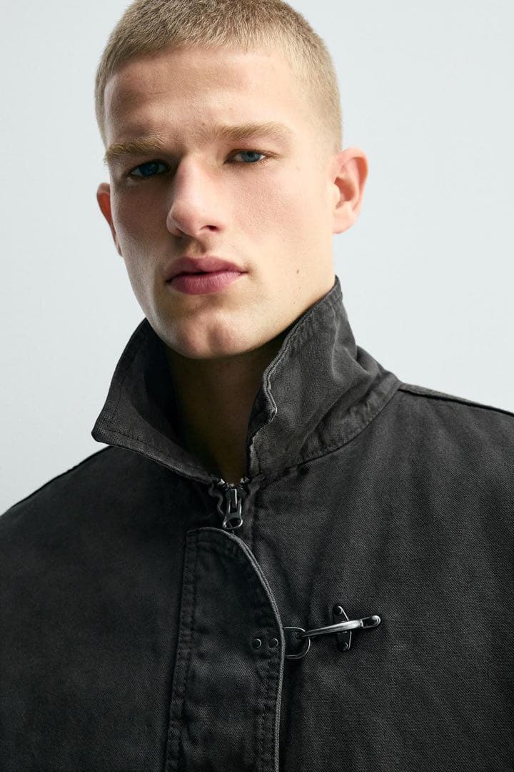 【完売品】 ZARA ファイヤーマンジャケット 新品タグ付き Sサイズ 未使用品