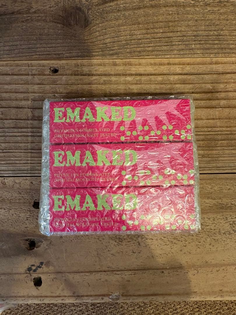 【新品未使用】EMAKED まつ毛美容液 3本入り