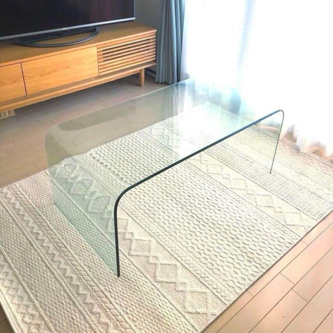 サクSATURN ガラステーブル