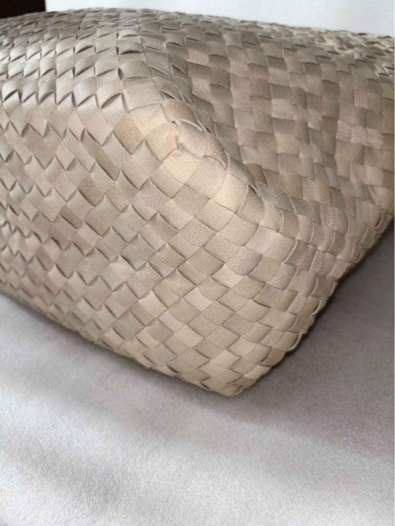 コキアドラゴン トゥモローランド編込み トートバッグ 肩