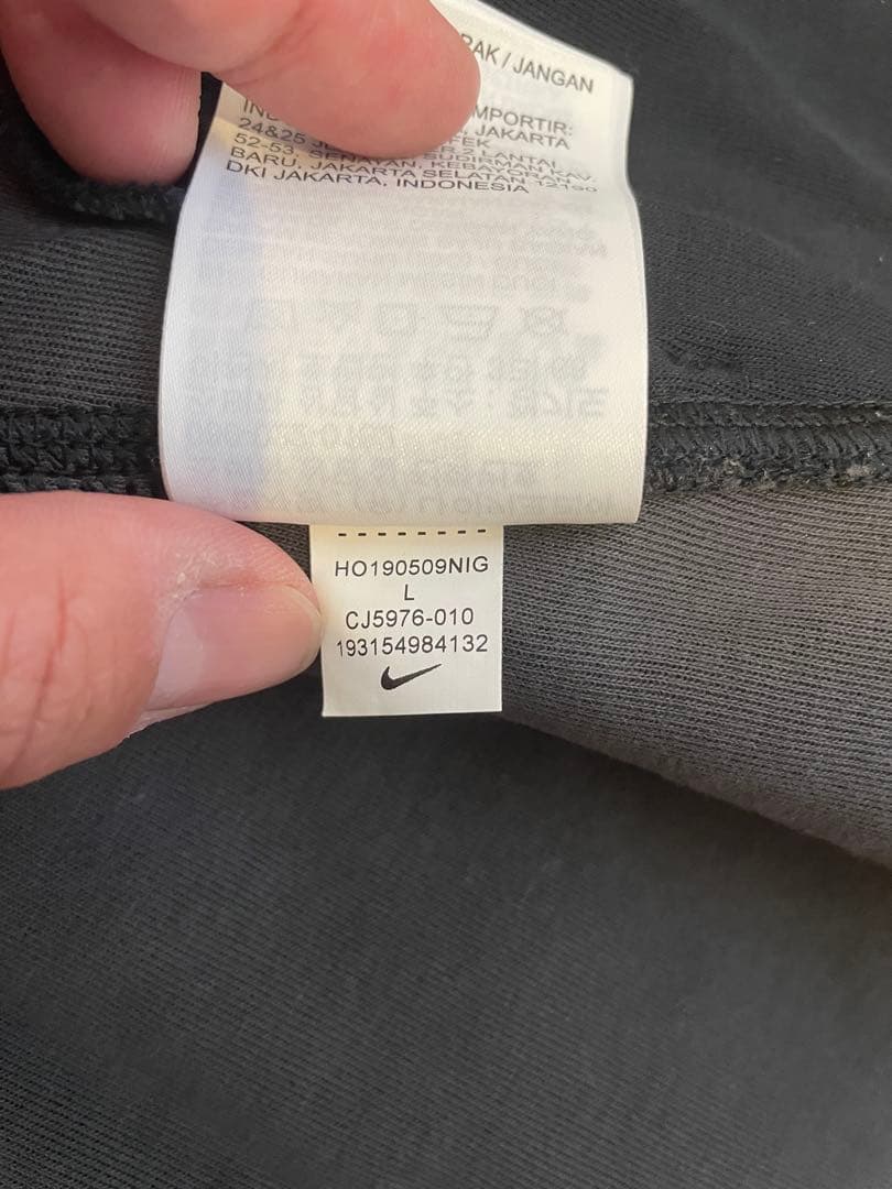 Nike テックフリース パーカー パンツ セットアップ　Ｌサイズ　ブラックカモ