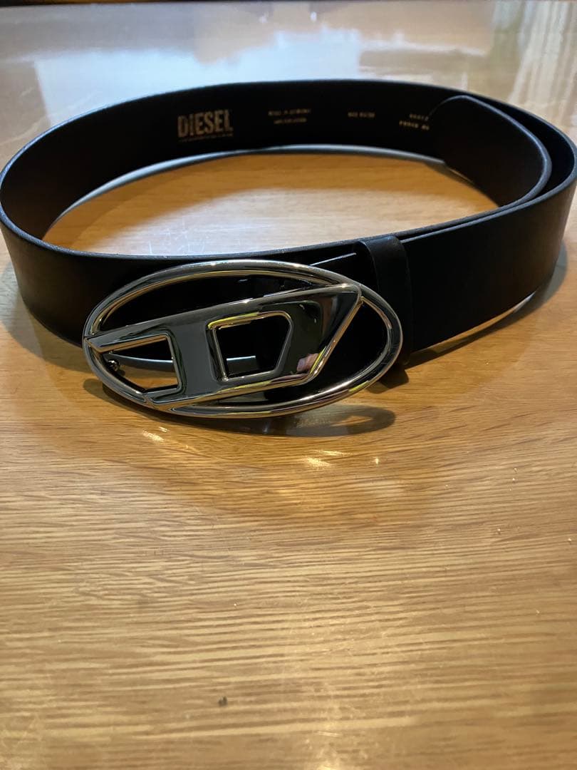 DIESEL ブラック ベルト ロゴバックル