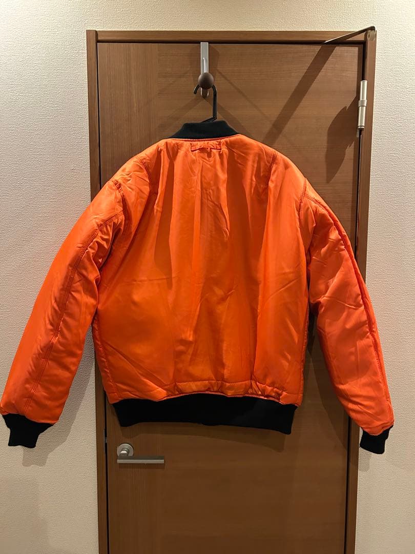 【美品】AVIREX MA-1 COMMERCIAL ブラック