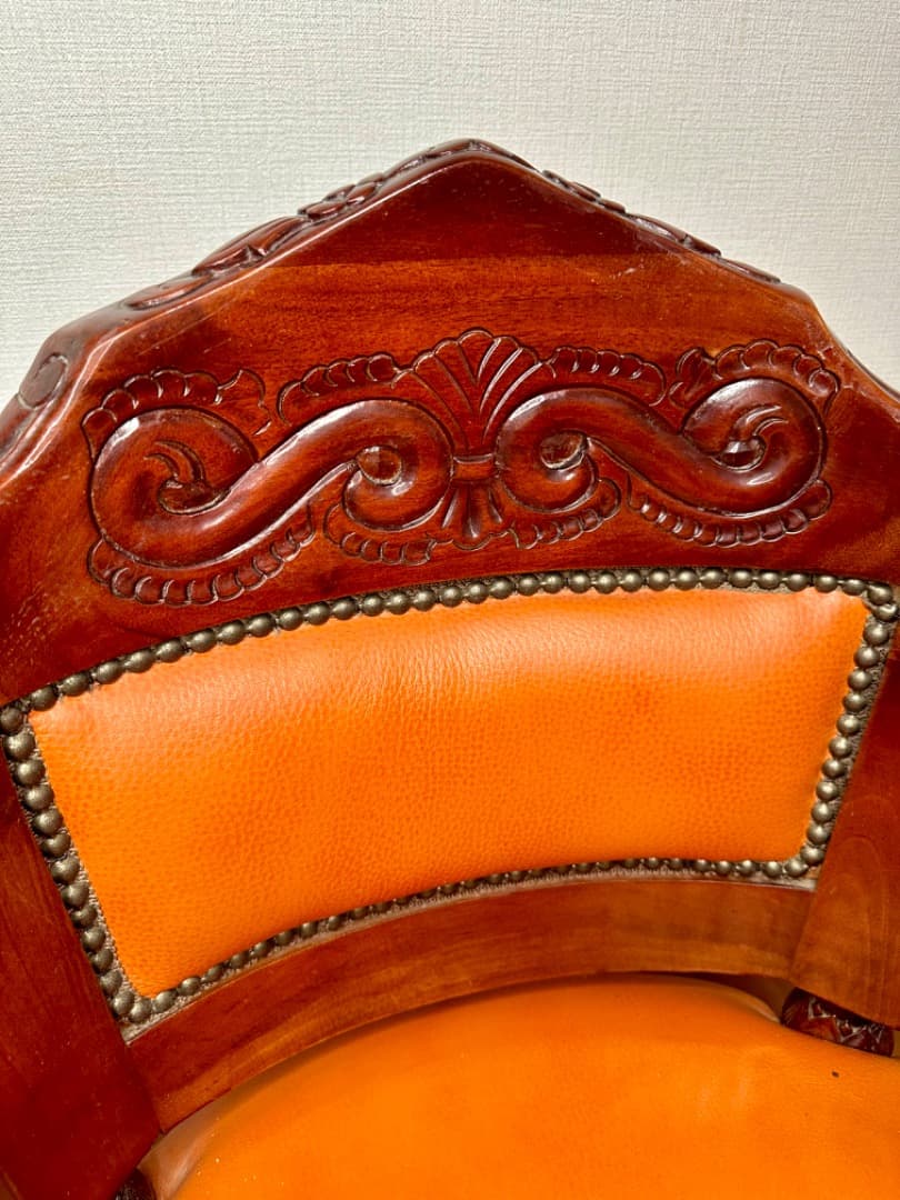 イタリア製 レザー アームチェア①