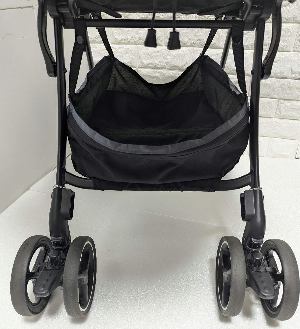 ベビーカー アップリカ ラクーナエアーコンパクト 軽量 両対面式　極美品