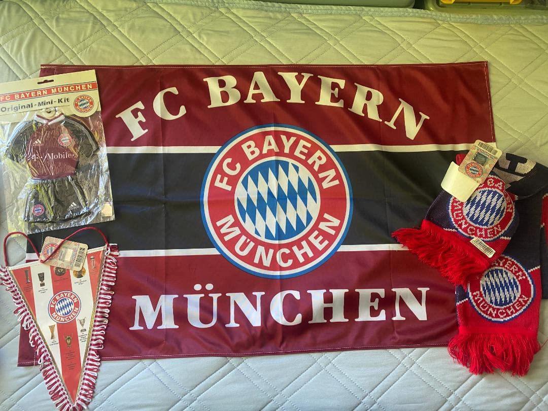 FCバイエルン・ミュンヘン フラッグマフラースカーフ ペナントミニユニフォーム