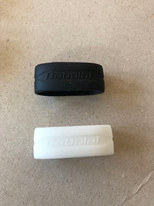バボラ　グリップバンド　黒40個　白8個　バラ売り可