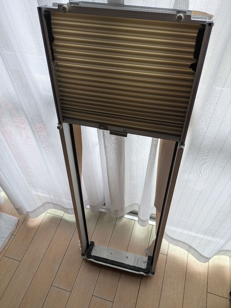 Haier窓用エアコン ホワイト