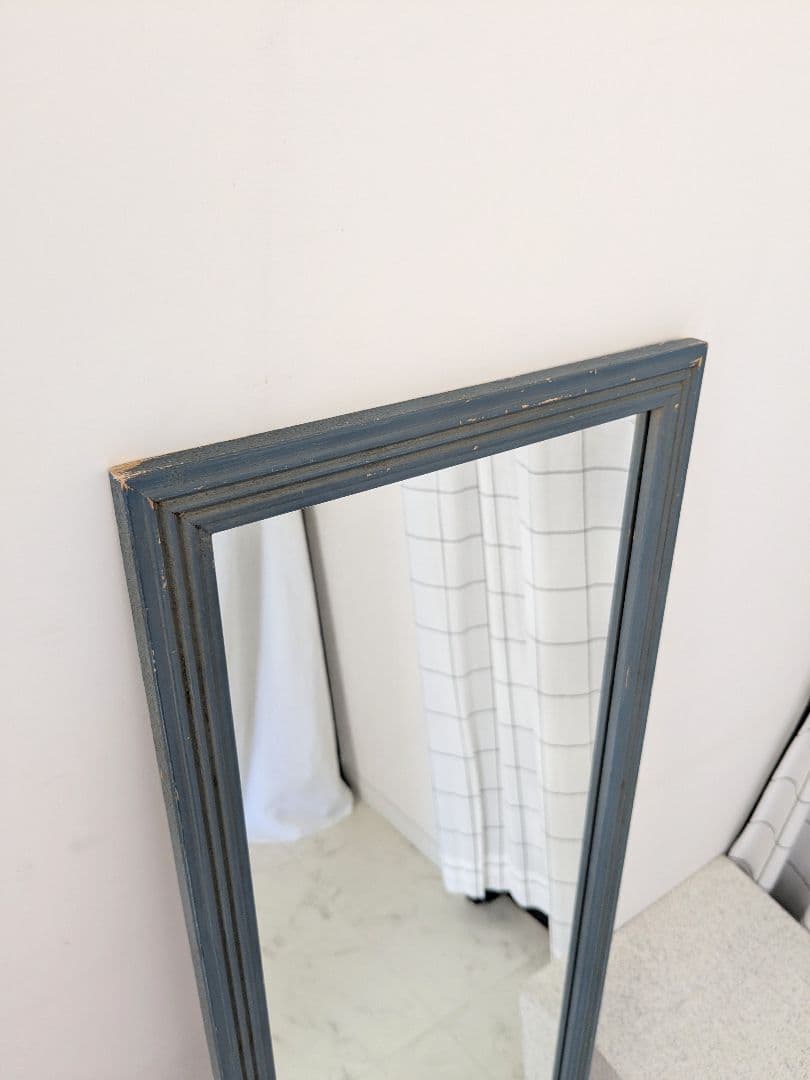 70-80s vintageのモダンなウォールミラー。