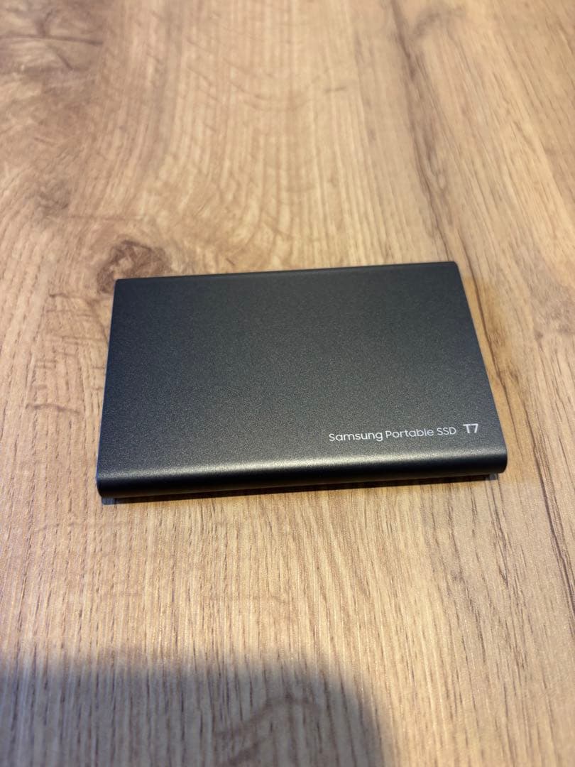 【美品・初期化済】Samsung T7 1TB