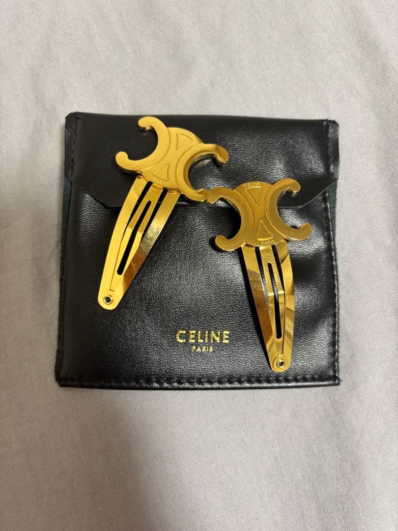 CELINE トリオンフヘアクリップ 収納ケース付き