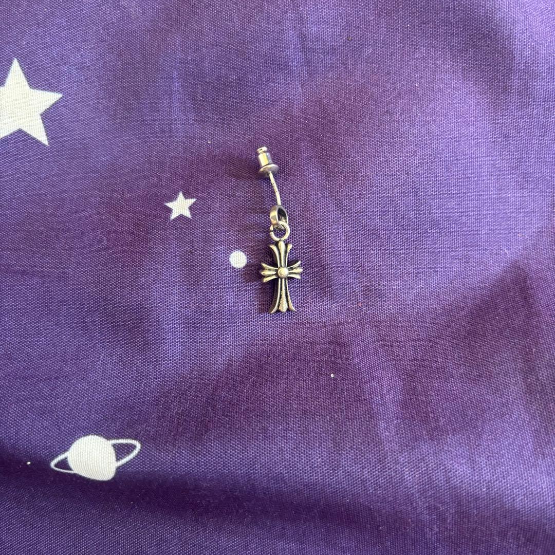 クロムハーツピアス