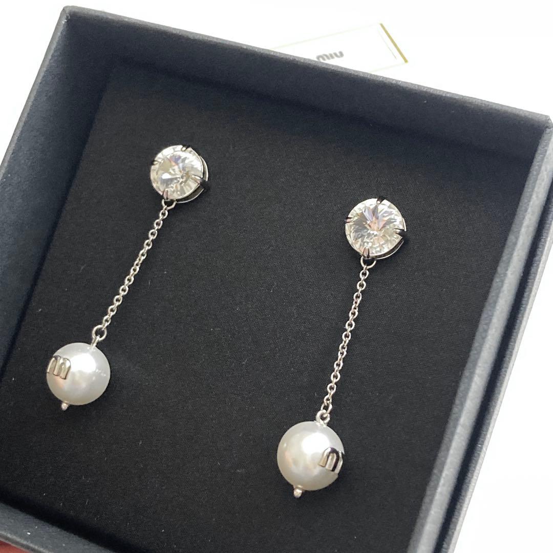 Y*i様 ❤️美品❤️miumiu ソリテール ジュエル ピアス パール ロング