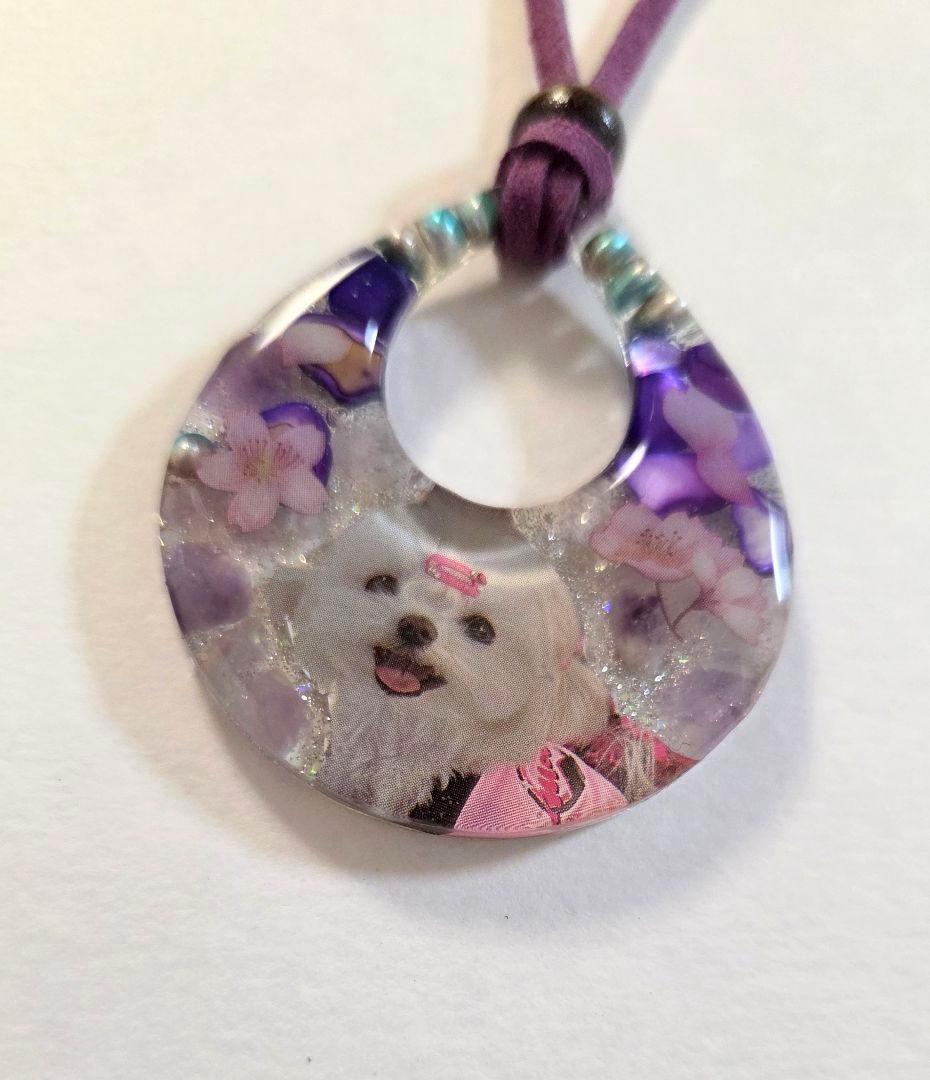 マルチーズレジンネックレス✨　マルチーズアクセサリー　　　天然石レジンネックレス