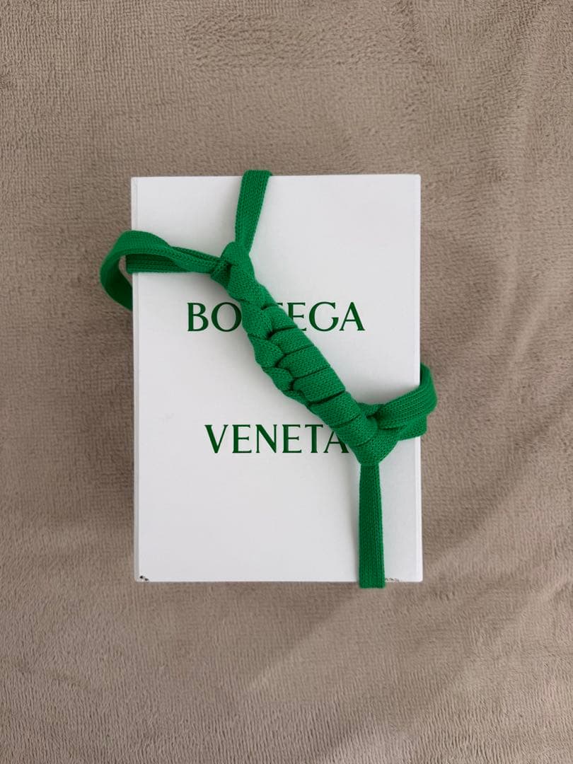 最終値下げ　BOTTEGA VENETA パスポートケース
