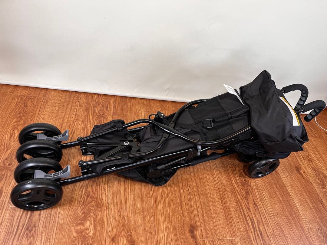 ベビートレンド　Ｂ型ベビーカー　ロケットストローラー　ブラック軽量