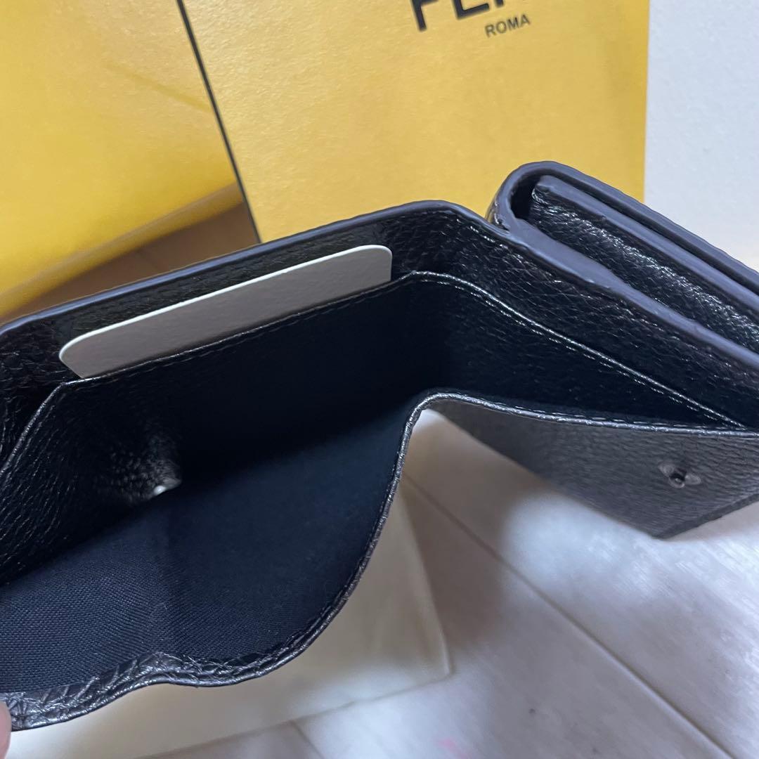 FENDI 三つ折り財布