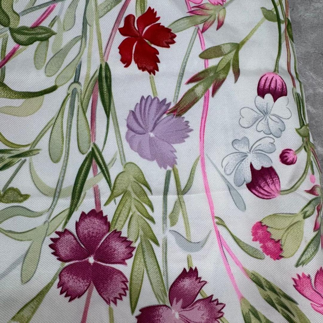 エルメス HERMES カレ90 シルク100　花柄