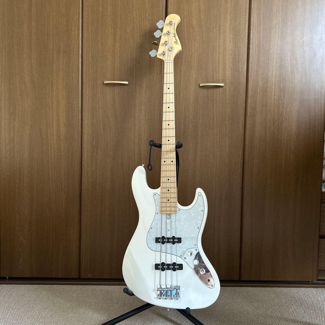 Bacchus ベース WJB-330M/SW