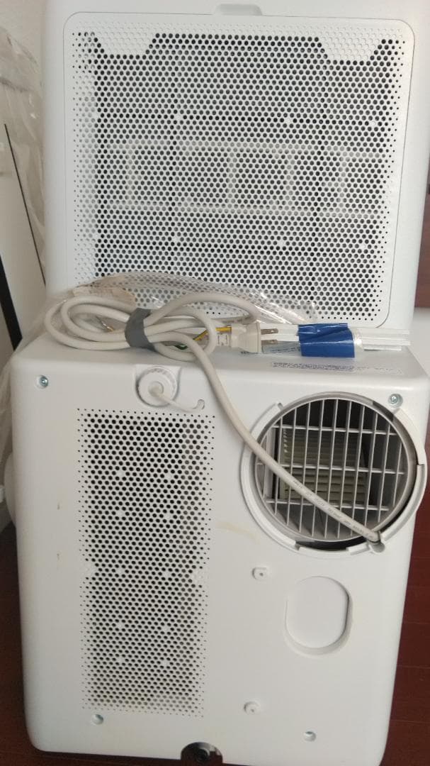 ポータブルエアコン本体 ホワイト リモコン付き・ダクト一式・説明書付き