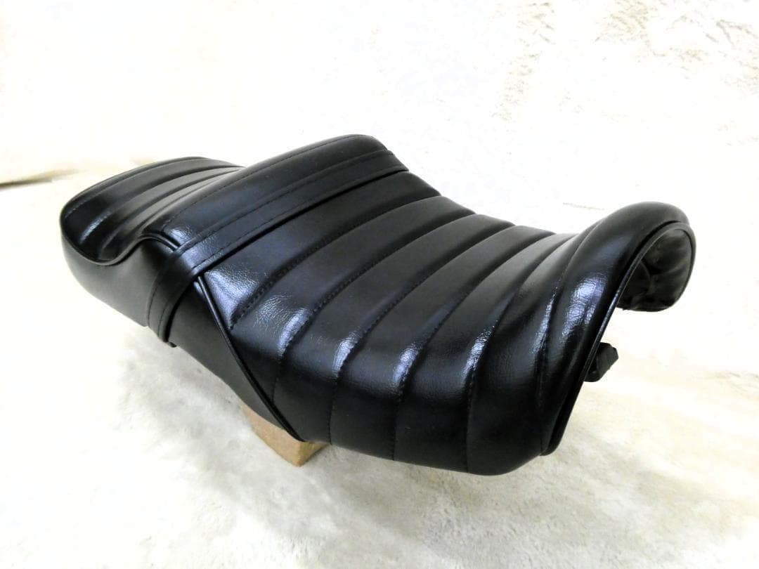 タックロールシート　黒皮　ＮＣ３１/② CB400SF前期 あんこ抜き