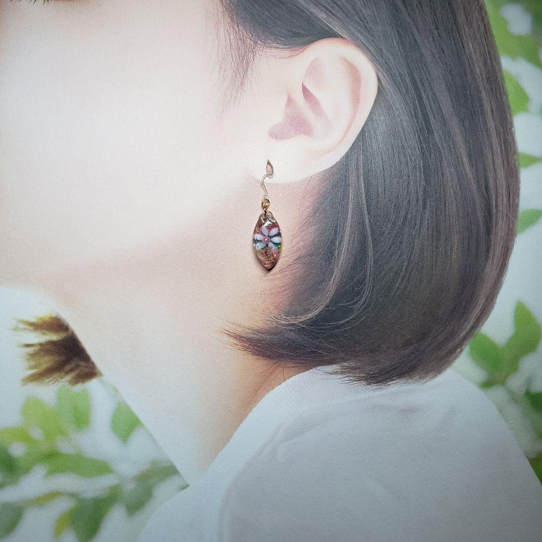 No.535-B　【値下げ】ドライフラワー☆リーフ型☆ピアス・イヤリング