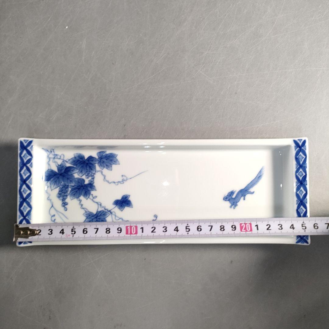 A1331-1/有田焼/辻精磁社 十四代辻常陸/染付栗鼠葡萄文長皿5客/共箱/