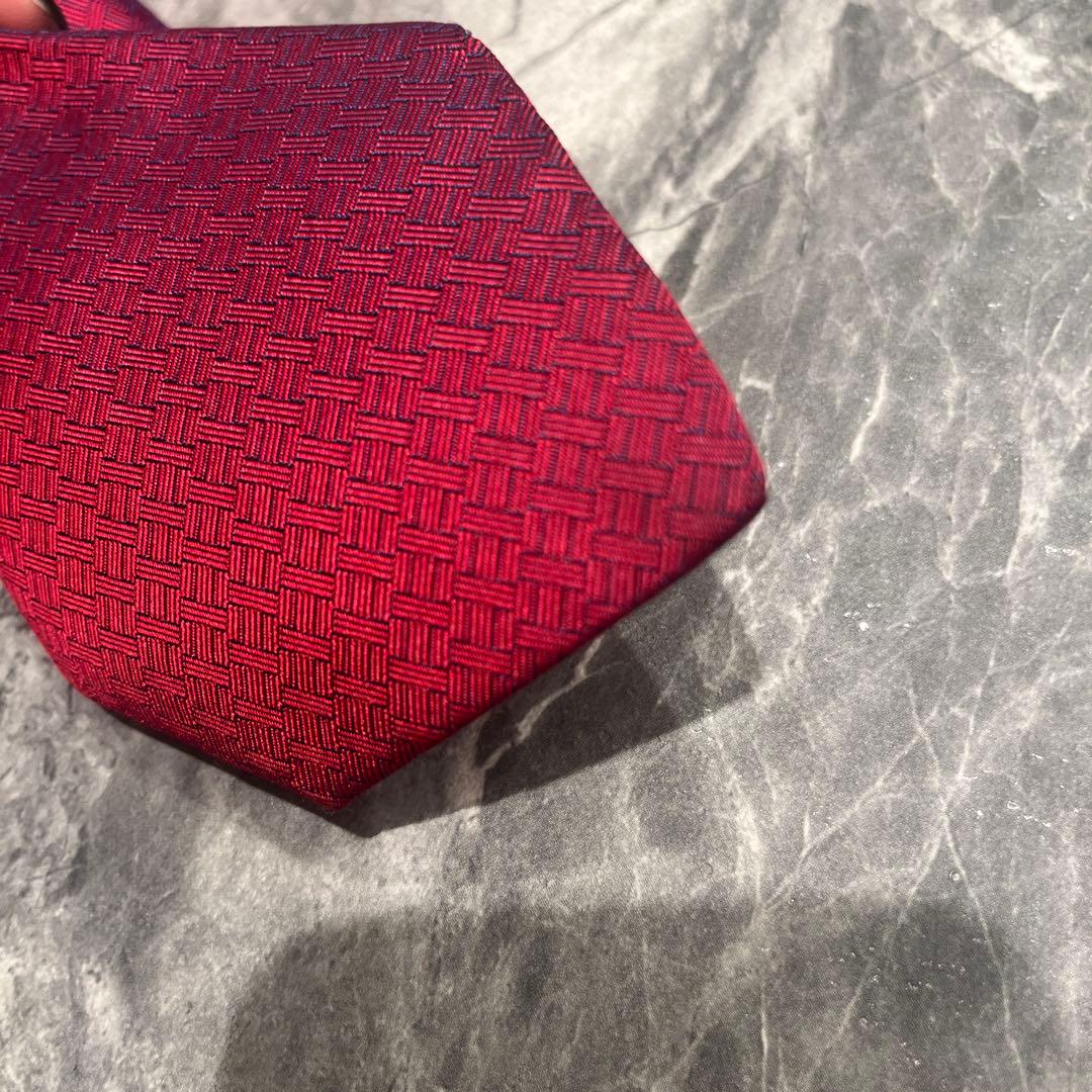 Éternel VINTAGE HERMES ネクタイ赤 H織り柄