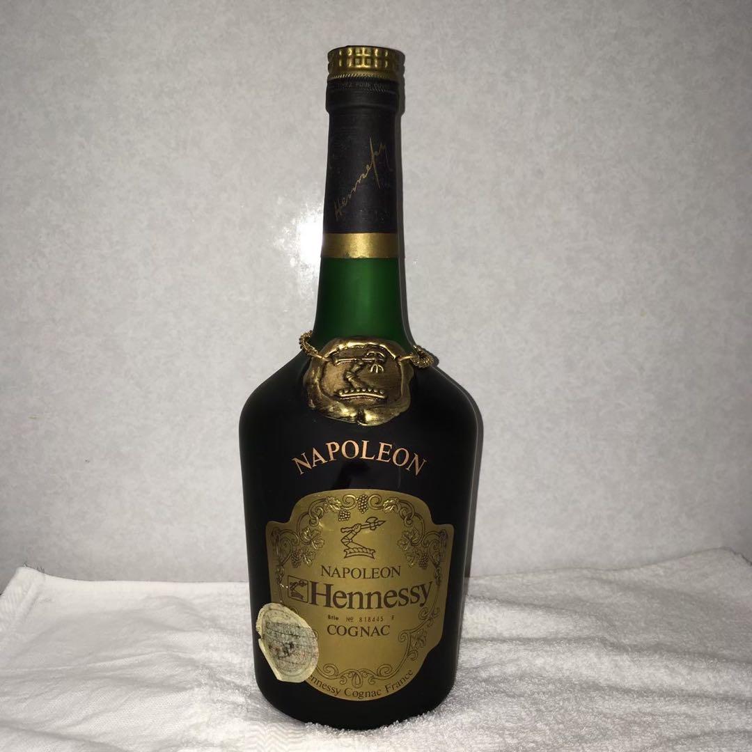 ⚠️ ヘネシー ナポレオン コニャック 700ml ※ よくお読みください