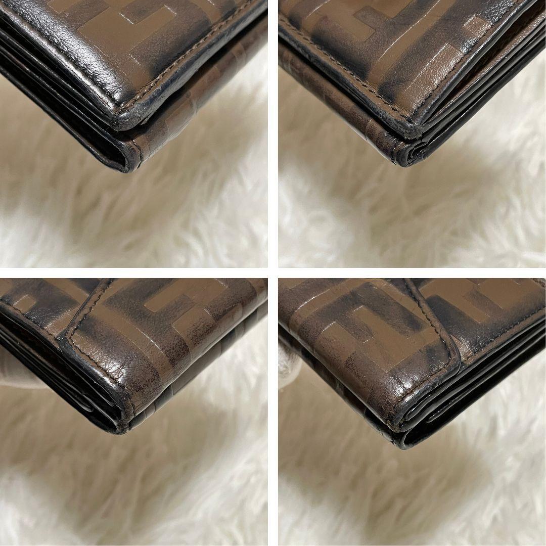 フェンディ　エフイズ　ズッカ　エンボス　コンパクトウォレット　三つ折り 財布