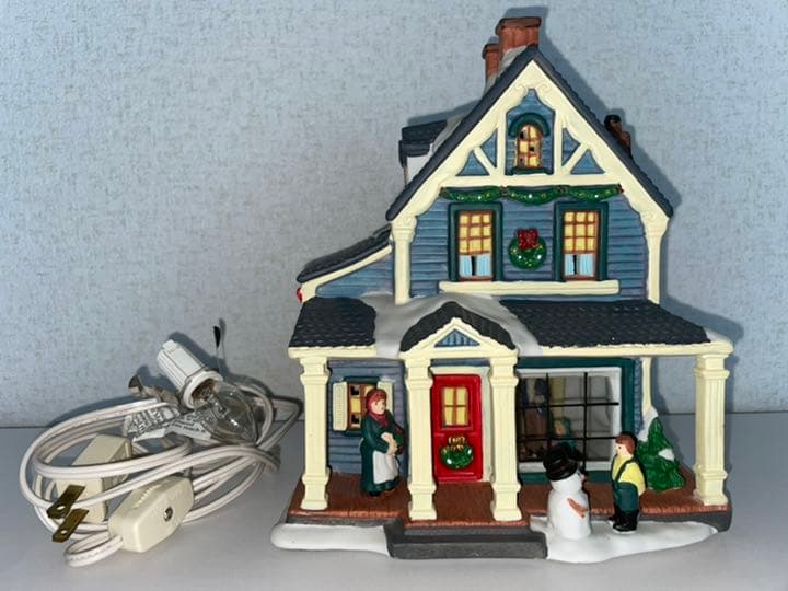 ミニチュア　ドールハウス　ライト　　　　　「ブライアーヒル邸宅」