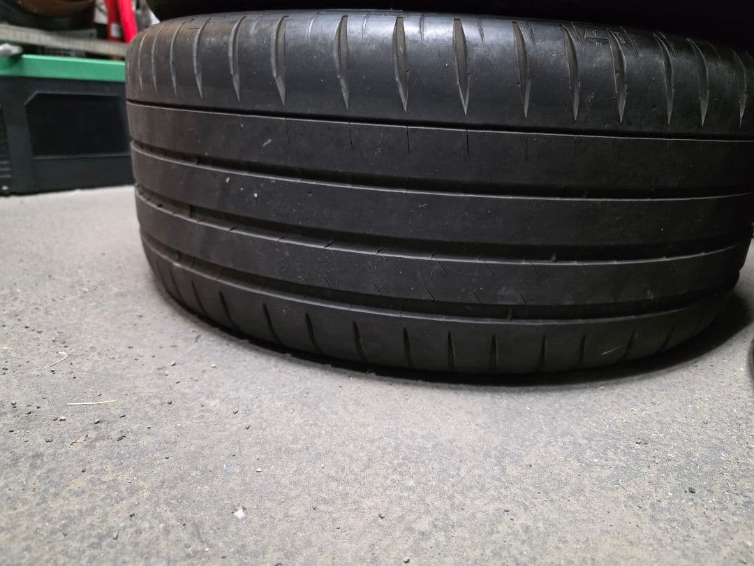 ミシュラン パイロットスポーツ4S 18インチ 4本セット　225 40 18