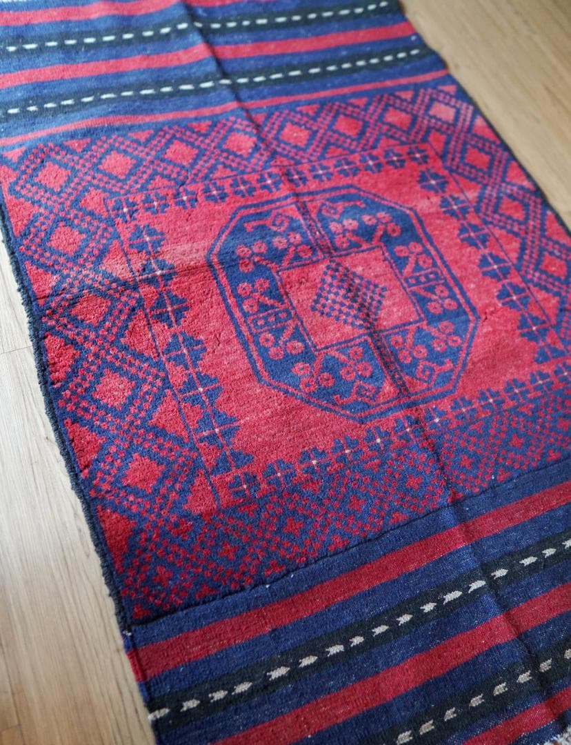 トライバルラグ　ヴィンテージラグ　　バルーチ族