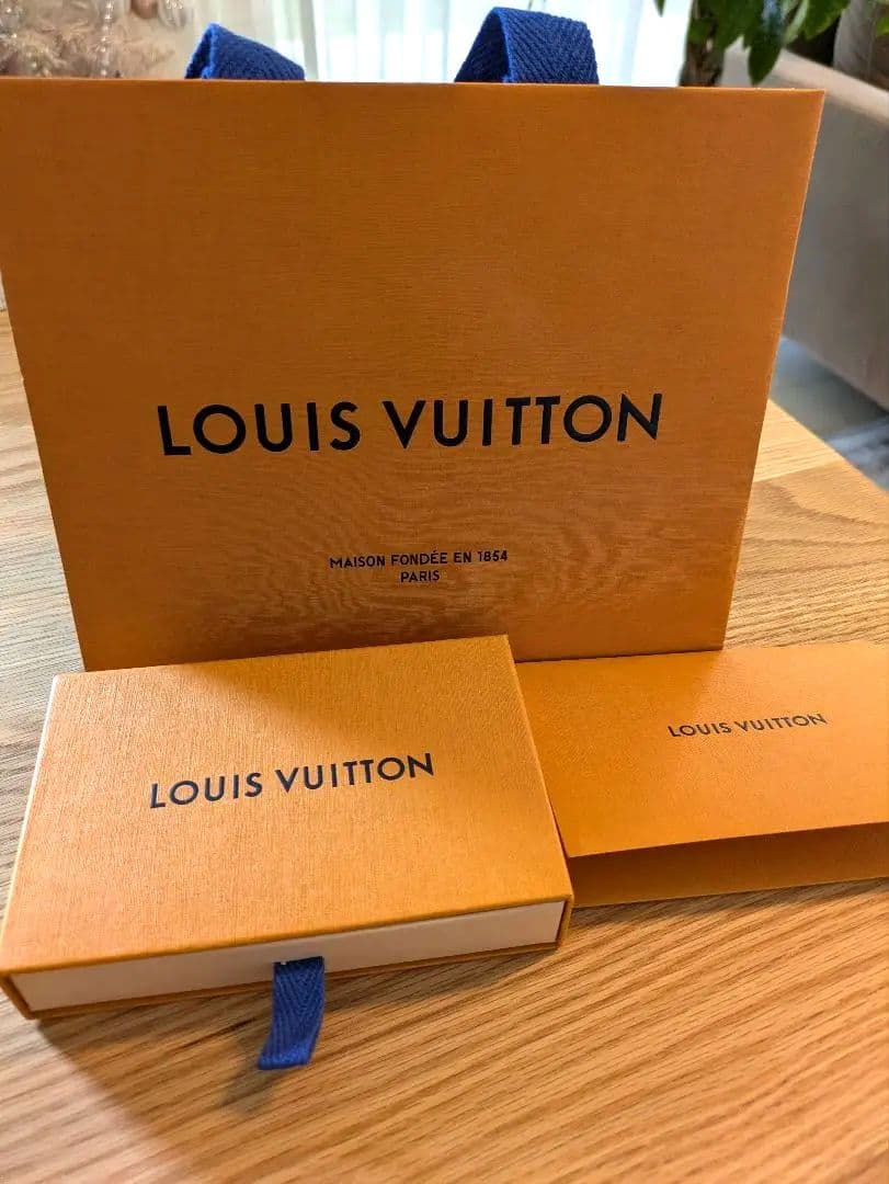 Louis Vuitton LVサークルリバーシブルスタッズバングル　モノグラム