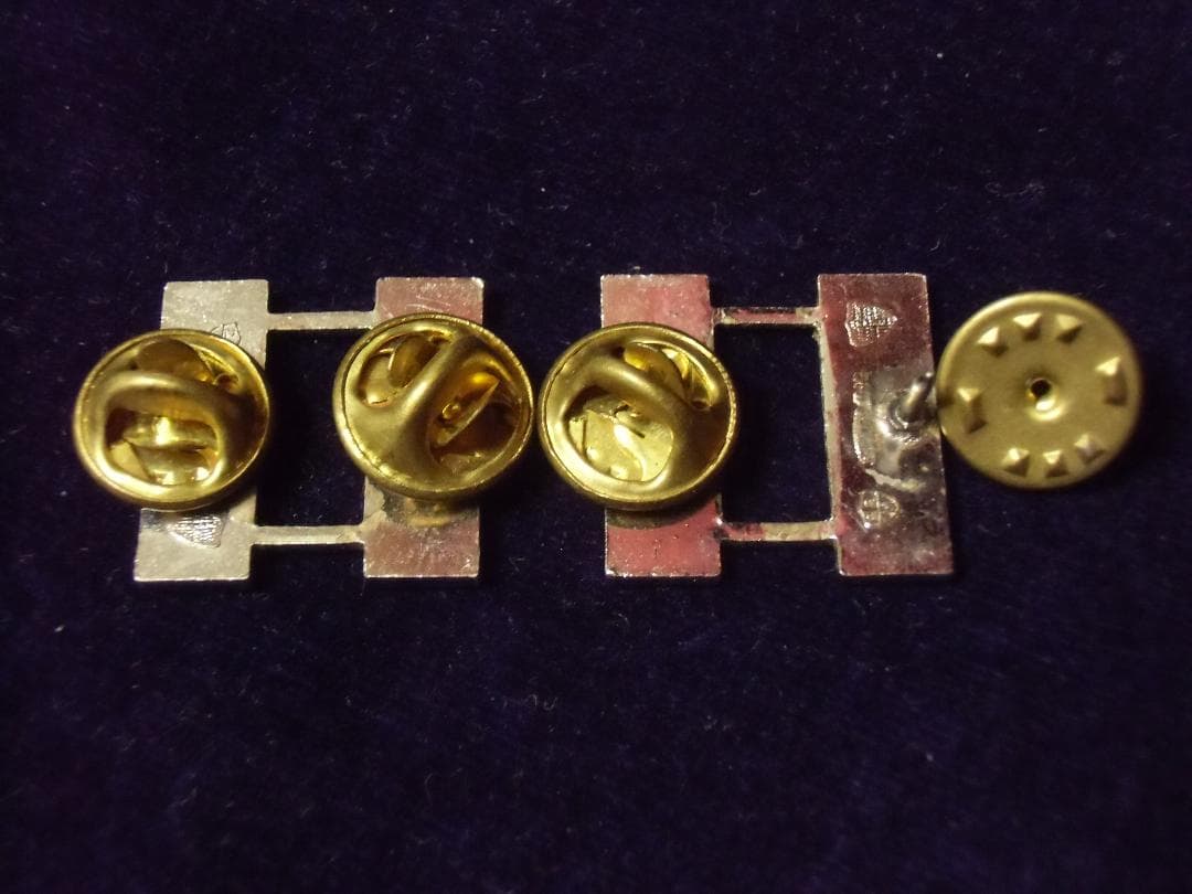 く*~様 ★アメリカ軍＊陸軍/空軍＊９２５銀製＊カッターシャツ用＊大尉＊階級章（