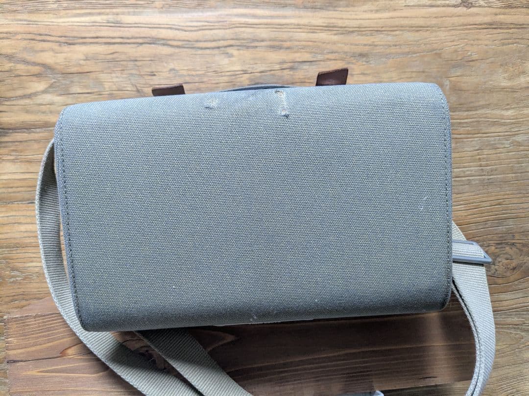 Brooks フロントバッグ　アイルオブスカイDove