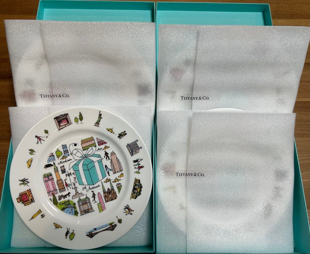 ✨Tiffany & Co. プレート皿4枚セット✨