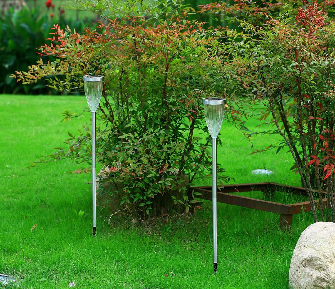 ★スタイリッシュモダンな光！ソーラー ライト２個組 76 cm ステンレスポール