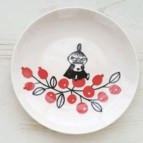 新品　Moomin ムーミン ベリーシリーズ 小皿 14cmサイズ リトルミイ
