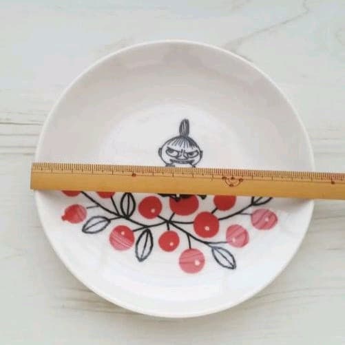 新品　Moomin ムーミン ベリーシリーズ 小皿 14cmサイズ リトルミイ